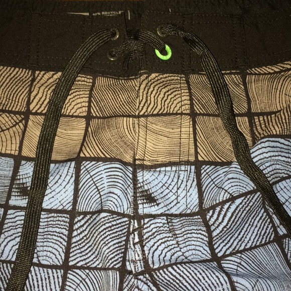 HippyTree Board Shorts - Picture 3 of 7